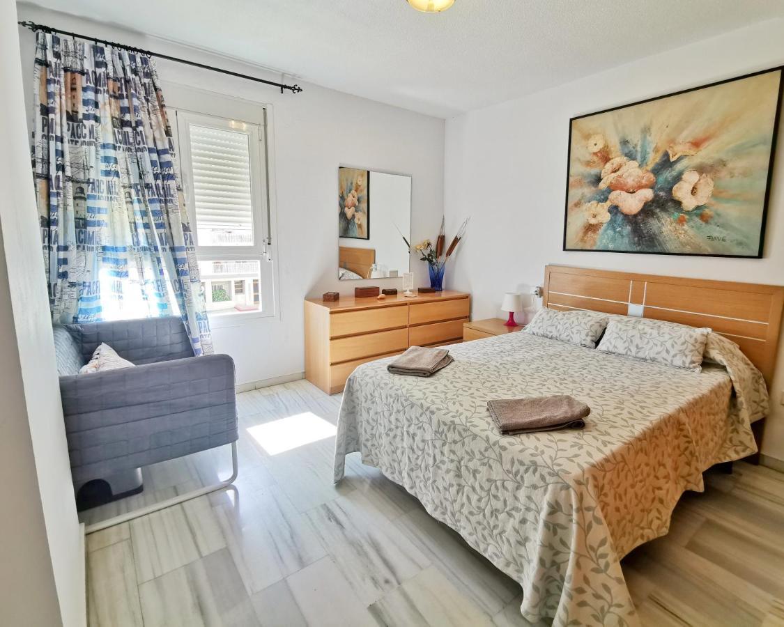 Neptuno Apartment: Sun, Beach And Relax In Huelin مالقة المظهر الخارجي الصورة